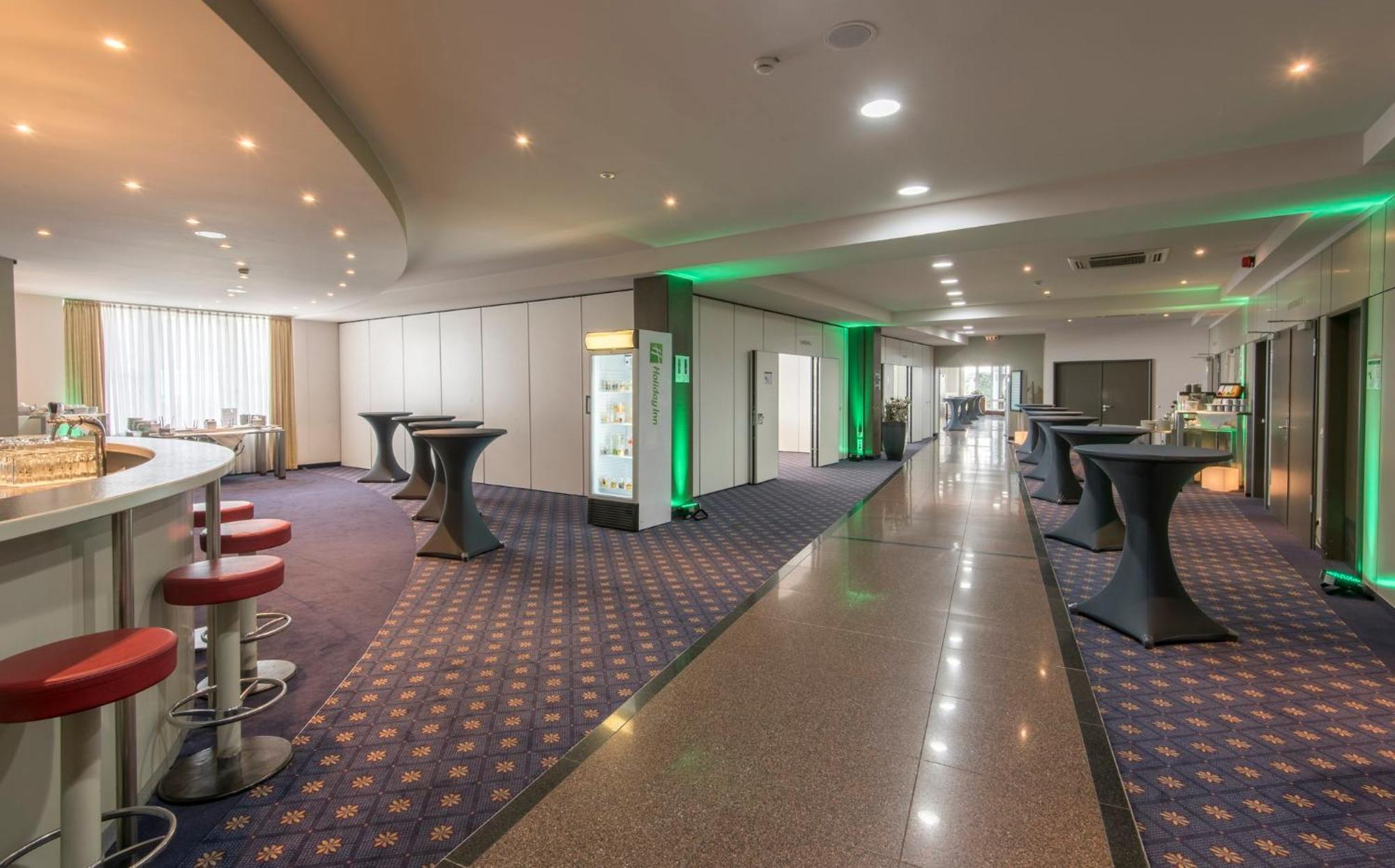 Holiday Inn Munich Unterhaching By Ihg Exterior foto